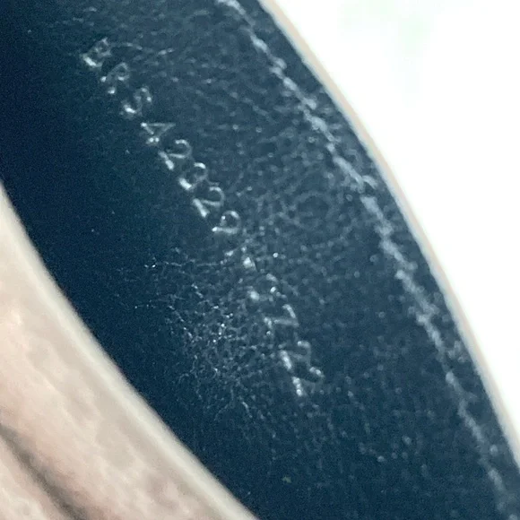 ❌SOLD❌ Saint Laurent YSL Card Holder Dusty Beige Grain de Poudre - Picture 15 of 16